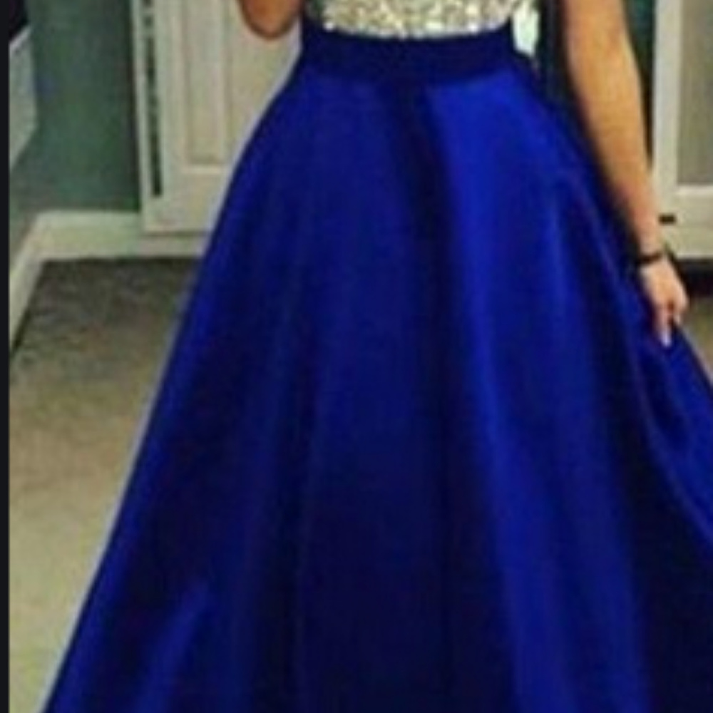 A-line Prom/Sweet 16 Dress - Picture 2 of 3